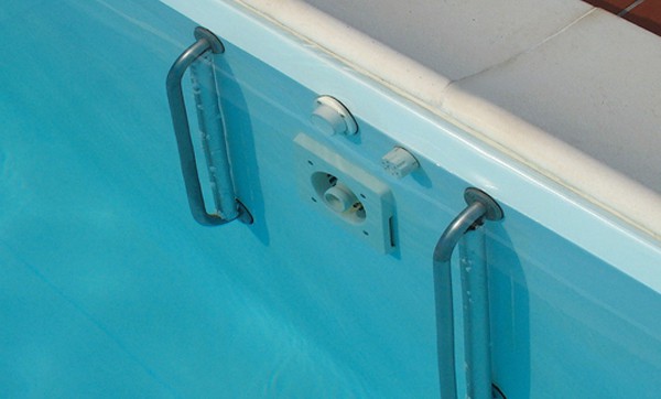 nuoto_controcorrente